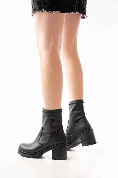 Zerenyus Zri̇n-3040 Premium Black Daily Thick Heeled Women's Boots