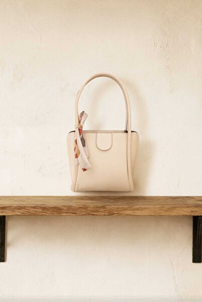ÖZÜM TAKI Women's Shoulder Bag Cream Color