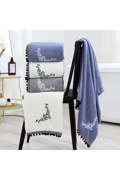 TRENDY Luxurious embroidered soft cotton towel – high-quality hotel-style