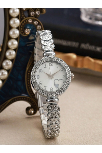 Vivaldi Kadın Gümüş Renk Taş Detaylı Bilezik Quartz Kol Saati