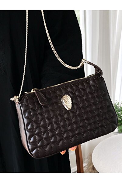 Generic Shoulder bag with accessories