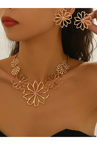 Take Two By Styli Gold Flower Necklace and Earrings Set
