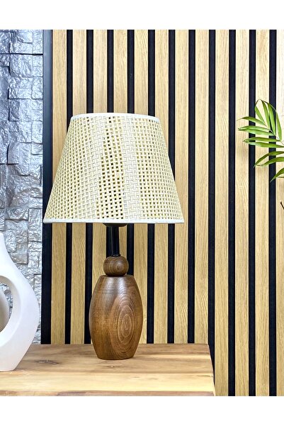 Decodelight نماذج مصابيح طاولة خشبية بلون الجوز مع قاعدة بيضاوية وغطاء من القش المطوي على طراز هازيران