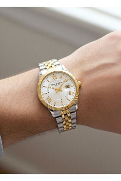 Tom Jones Women's Wristwatch Sz-10105-2