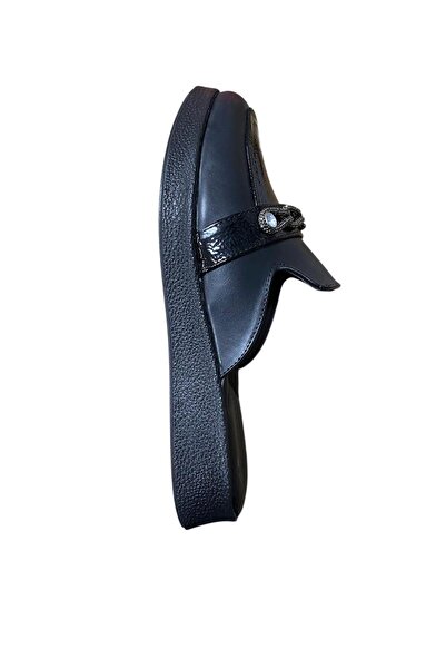 Karaca Women's Closed-Front Thick-Soled Stone Slippers