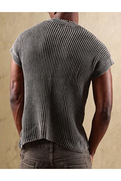 Sheya Shein T-shirt, gray