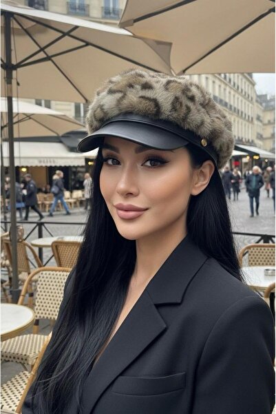 sf collection قبعة نيوسبوي نسائية من الجلد مع تفاصيل من الفرو وحاجب للوجه – ن...