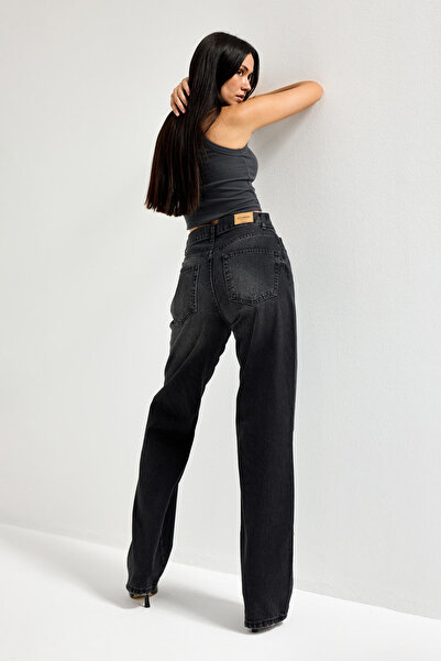 it's basic Women's Dark Smoked Color 2S6-1 Loose Fit Mid Waist 100% Cotton Denim Jean