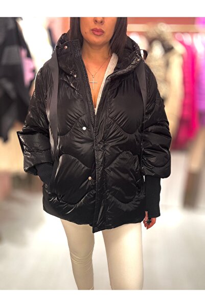 Brielle Women's Quilted Puffer Jacket with Knitted Sleeves Black