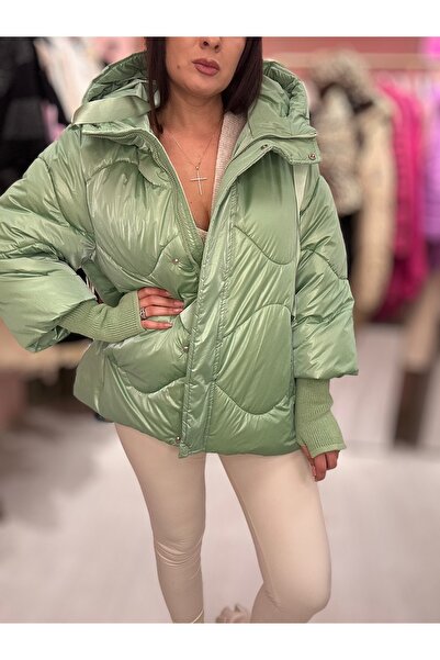 Brielle Women's Quilted Puffer Jacket with Knitted Sleeves Mint Green