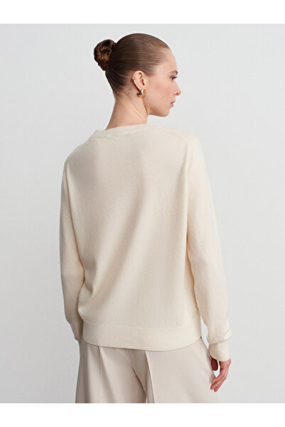 Dilvin 10847 100% Cashmere Crew Neck Sweater-Ecru