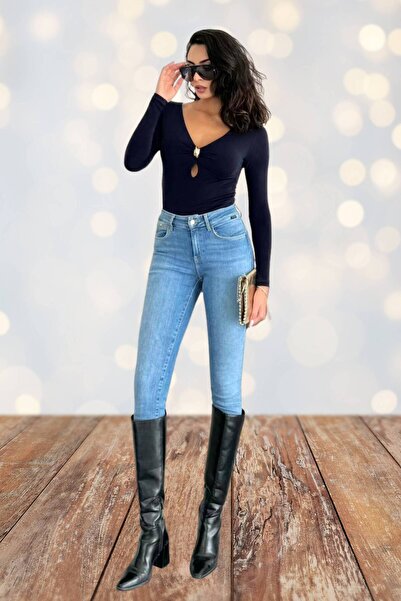 Moda Amore Women's V-Neck Gold Detailed Long Sleeve Blouse – Black, Coffee, White, Burgundy 10136