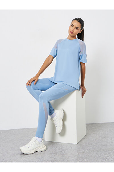 Styli Pack of 3 - Shoulder Mesh Detail Top, Back Dual Tear Drop Sports Bra and Leggings