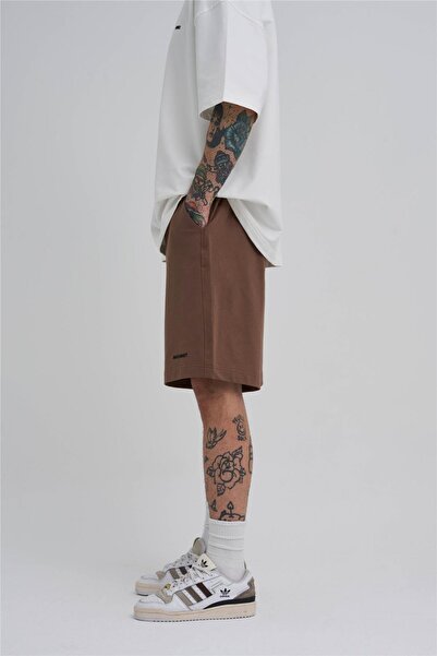 Machinist Men's Basic Oversized Shorts Brown