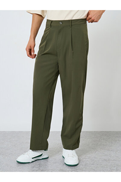 Styli Men Relaxed Fit Solid Pants