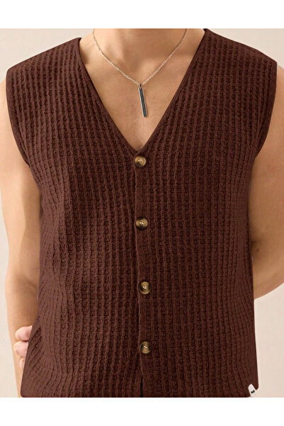 Sheya Shein vest, brown