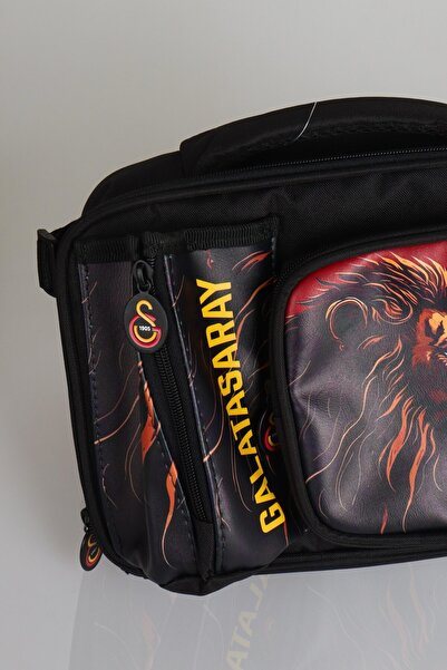 Galatasaray New Season Licensed 3-Section Leon Lunch Box with a Gift of a Dekomus Pocket Notebook