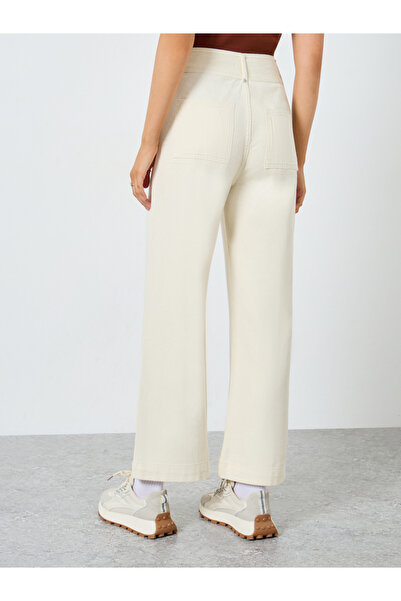 Styli Off-White High Rise Wide Leg Jeans