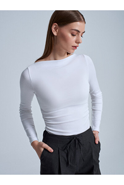 Dilvin 32198 Boat Neck Gathered Top-Open Ecru