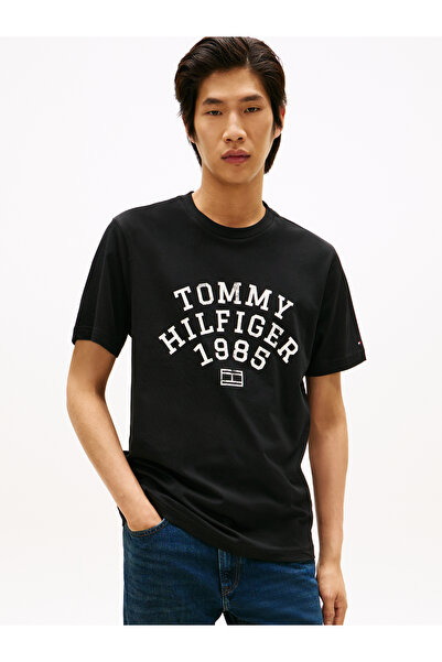 Tommy Hilfiger قمصان رجالية