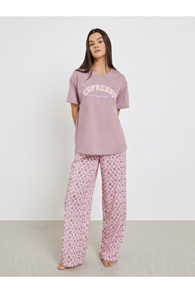 Styli Espresso Slogan Print Dropped Shoulder T-Shirt and Pyjama Set