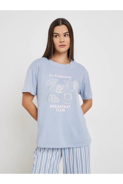 Styli Graphic Print Dropped Shoulder T-Shirt and Pyjama Set