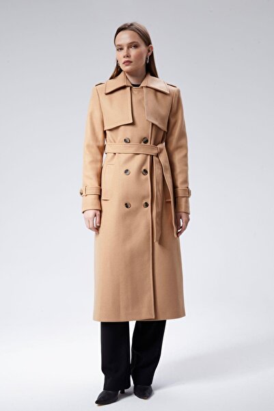 Ziley معطف ياكه العادي بتفاصيل مقاومة للرياح