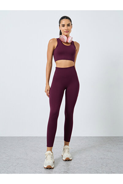 Styli Multi Texture Sports Bra and Broad Waistband Leggings Set