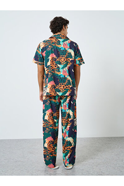 Styli Men Abstract Print Relaxed Fit Shirt and Pyjama Set