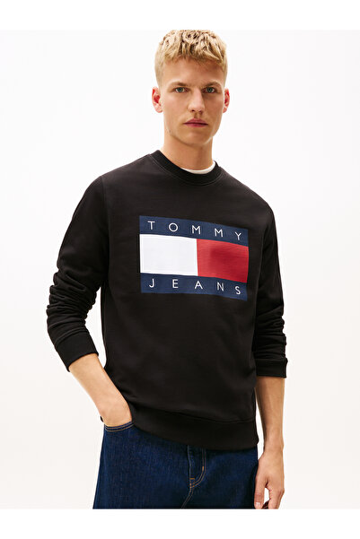 Tommy Hilfiger Men Black Regular Big Flag Crew Neck Sweatshirt