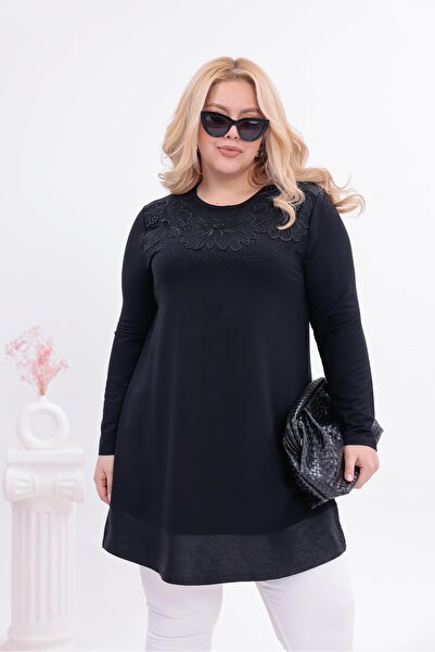 Siyezen Plus Size Floral Embroidered Pearl Detail Tunic Blouse