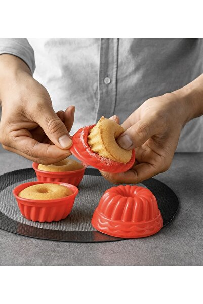 Nesto Home 24'lü Set Yanmaz Yapışmaz Mini Muffin Kek Kalıbı