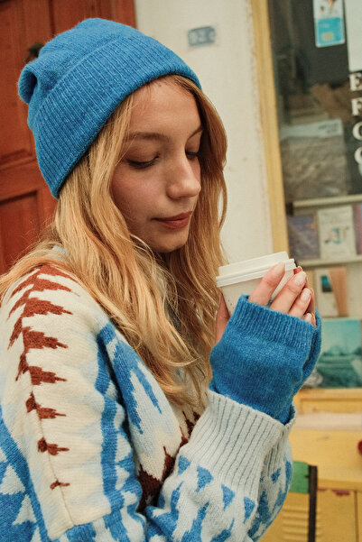 CHUBA Women's Knitwear Beanie and Gloves Two-Piece Set Blue 26W5005