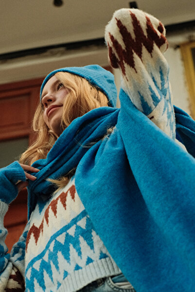 CHUBA Women's Knitwear Scarf & Beanie & Gloves Three-Piece Set Blue 26W5006