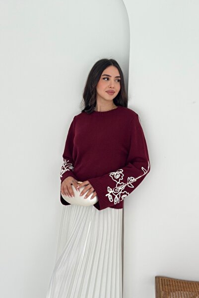 Noi Belis Spanish Sleeve Soft Textured Pattern Embroidered Knitwear Sweater Aw25Kz0006