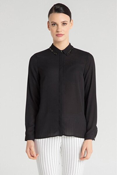 PERA MODA Shirt with Beaded Collar