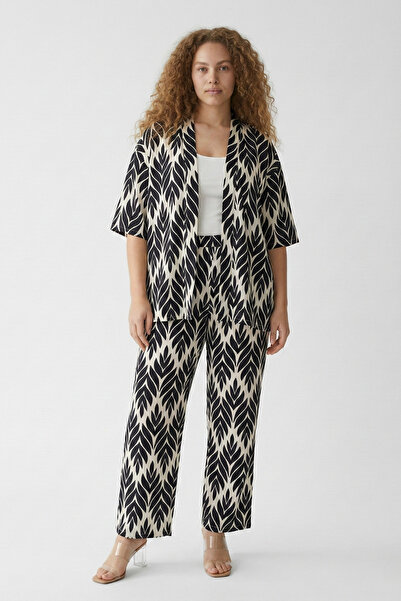 Elisho طقم كيمونو منقوش من قماش بوروميك