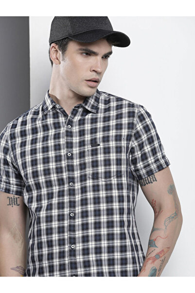 The Indian Garage Co By Styli Men Black Checkered Short Sleeve Shirt