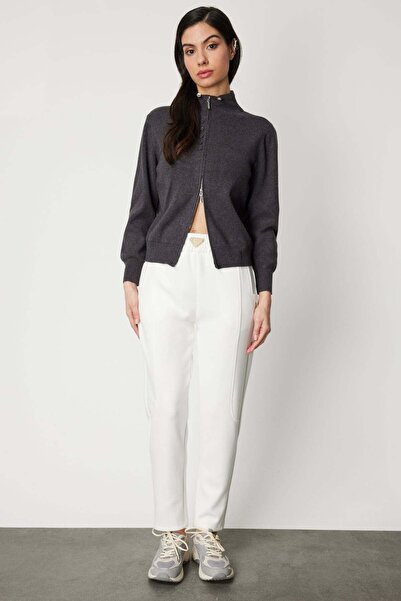 ON Slim-Fit Sweatpants with Accessories