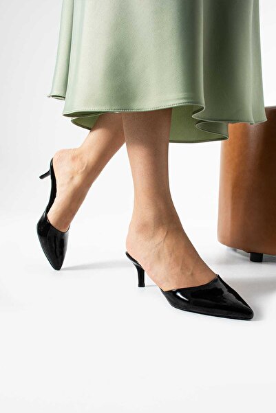 Bayramoğlu Pointed Toe Thin Heel Shiny Slippers Shoes