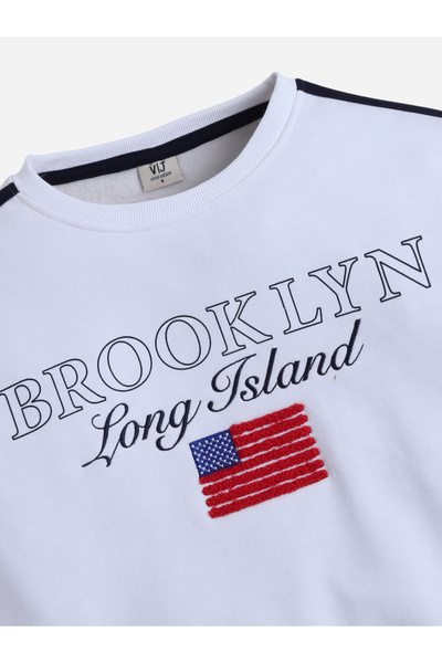 Victor and Jane By Styli Off White Brooklyn Graphic Sweatshirt - 100% Cotton Fleece