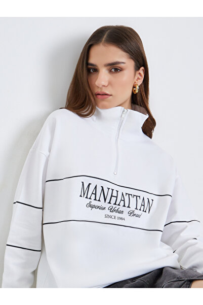 Styli Women White Graphic Print Sweatshirt