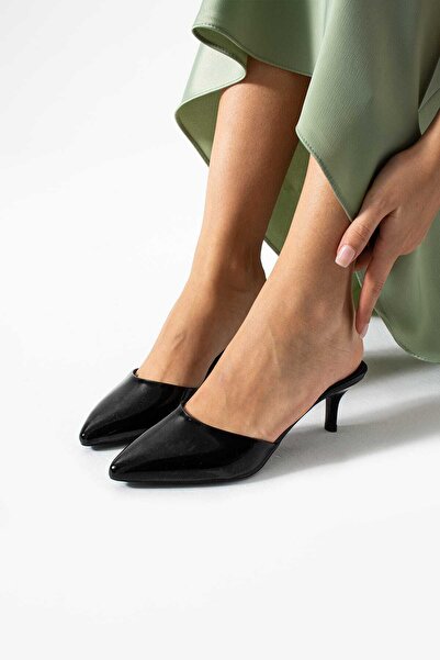 Bayramoğlu Pointed Toe Thin Heel Shiny Slippers Shoes