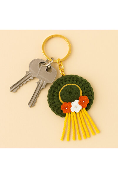 Handmade سلسلة مفاتيح على شكل قبعة محبوكة يدويًا - زينة للحقائب - زينة لمرايا...