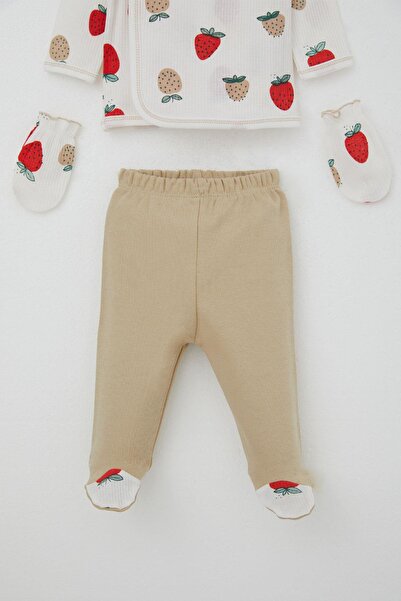 Breeze Baby Girl Hospital Release 5-Piece Strawberry Garden Patterned 0-3 Months, Ecru