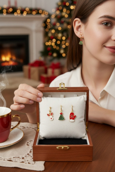 Alyas Aksesuar New Year Themed 3-Piece Enamel Earrings