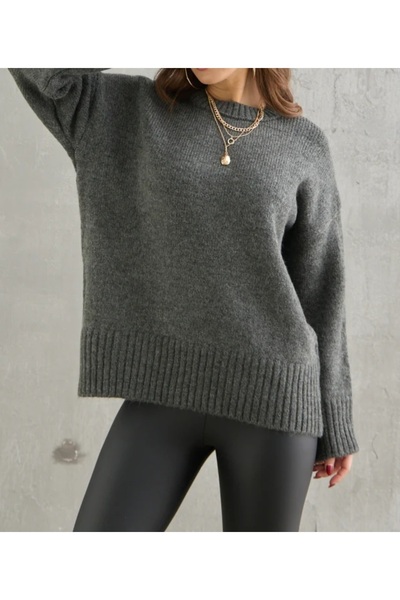 Vaniza Standard Size Crew Neck Oversized Sweater
