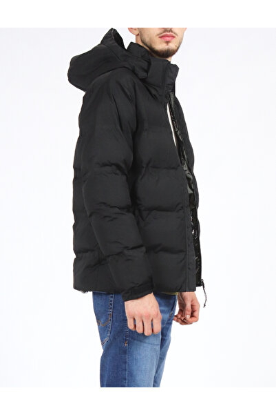 Columbia Jacket, Black
