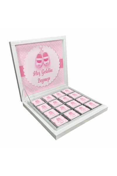 Blackeye Chocolate Kişiye Özel İsimli Kız Bebek Çikolatası Sunum Kutulu Bebek...