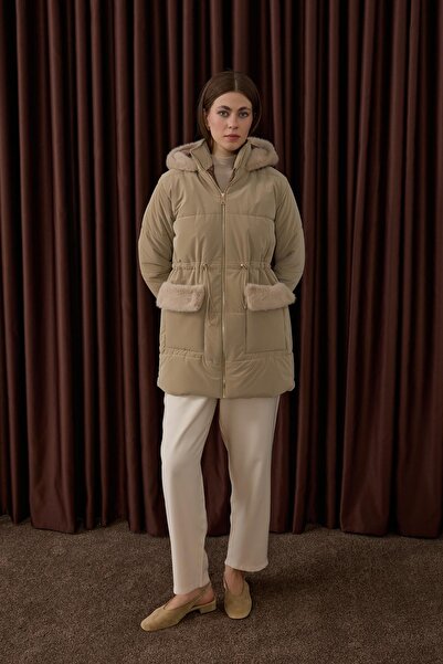 Hilay Flora Fermuarlı Kürk Detaylı Şişme Mont BEJ